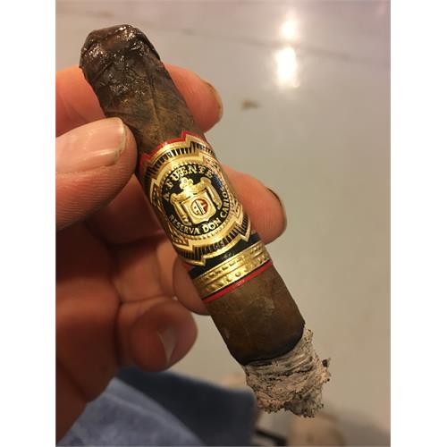 Arturo Fuente Don Carlos No. 3 5 1/2 * 44