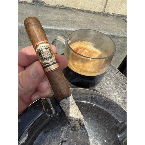 Arturo Fuente Don Carlos No. 3 5 1/2 * 44