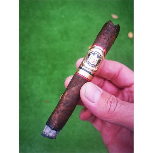 Arturo Fuente Don Carlos No. 3 5 1/2 * 44