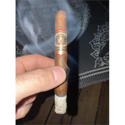 Arturo Fuente Don Carlos No. 3 5 1/2 * 44