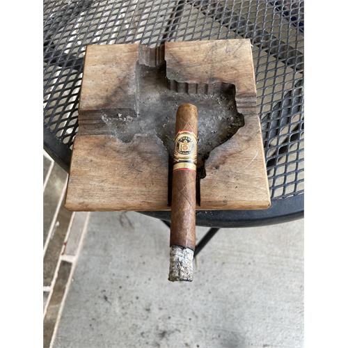 Arturo Fuente Don Carlos No. 3 5 1/2 * 44