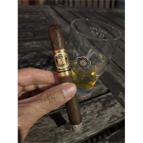 Arturo Fuente Don Carlos No. 3 5 1/2 * 44