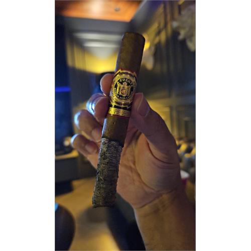 Arturo Fuente Don Carlos No. 3 5 1/2 * 44