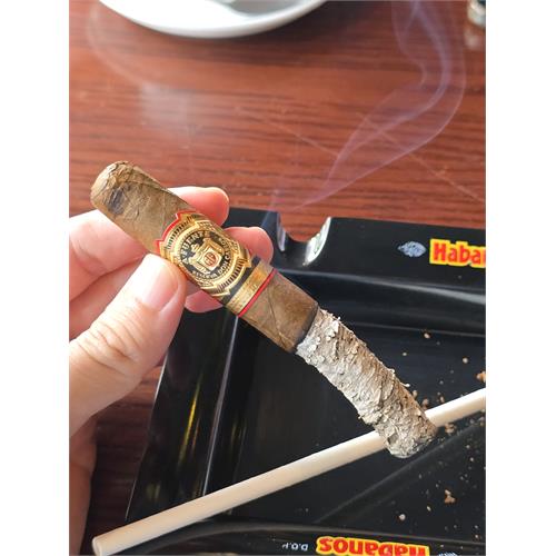 Arturo Fuente Don Carlos No. 3 5 1/2 * 44