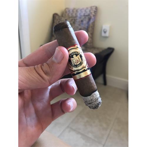 Arturo Fuente Don Carlos Robusto 5  * 50