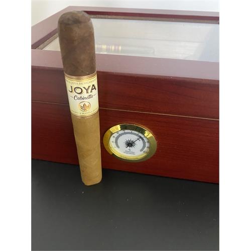 Joya de Nicaragua Cabinetta Toro 6  * 52