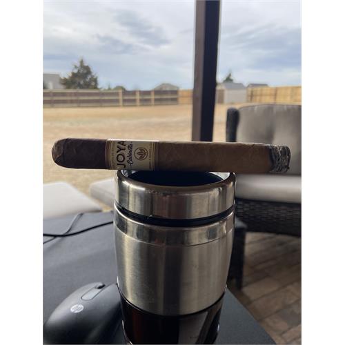 Joya de Nicaragua Cabinetta Toro 6  * 52