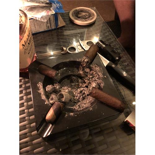 Arturo Fuente Hemingway Between the Lines 4 1/2 * 54