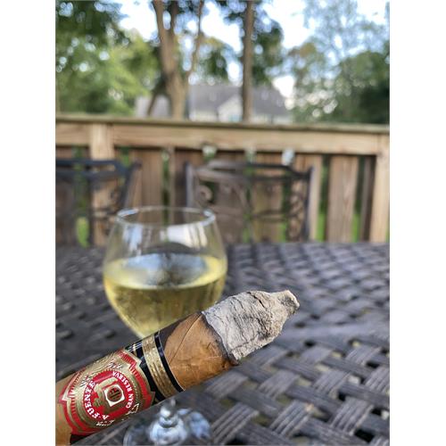 Arturo Fuente Hemingway Between the Lines 4 1/2 * 54