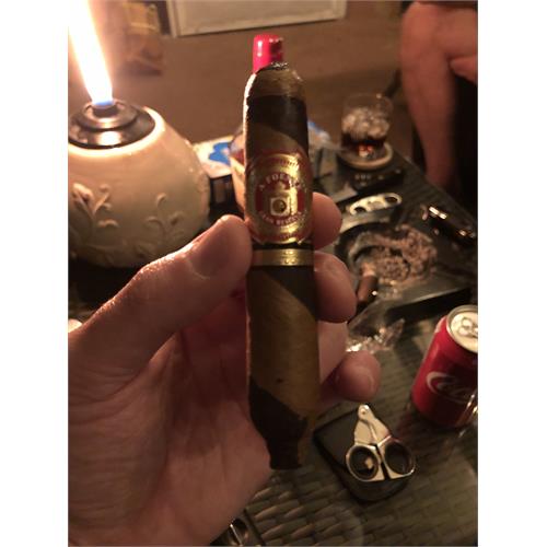 Arturo Fuente Hemingway Between the Lines 4 1/2 * 54