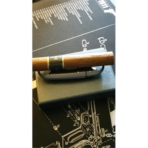 XIKAR VX V-Cut
