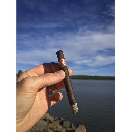 Arturo Fuente Maduro Exquisitos 4 1/2 * 33