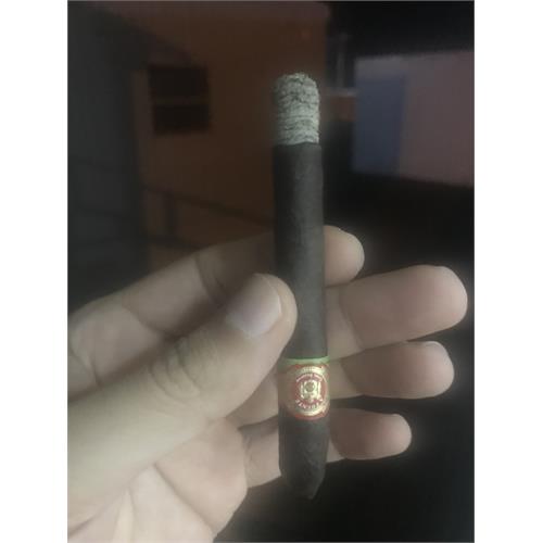 Arturo Fuente Maduro Exquisitos 4 1/2 * 33
