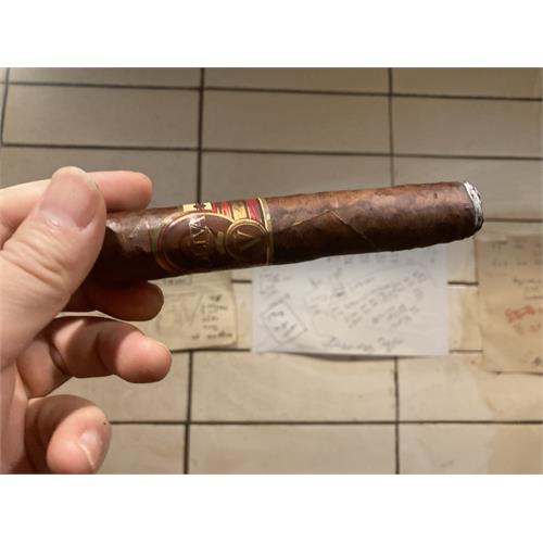 Oliva Serie V Double Toro 6  * 60