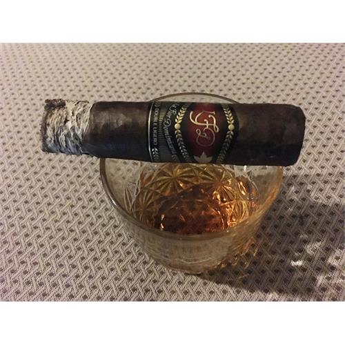 La Flor Dominicana Double Ligero DL 700 6 1/2 * 60