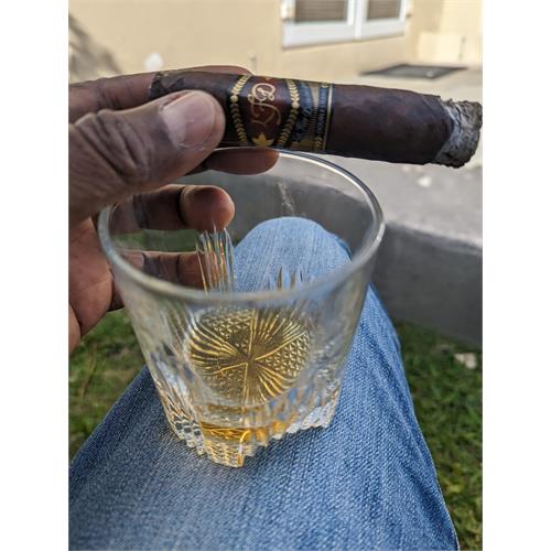 La Flor Dominicana Double Ligero Maduro DL-660 4 5/8 * 60