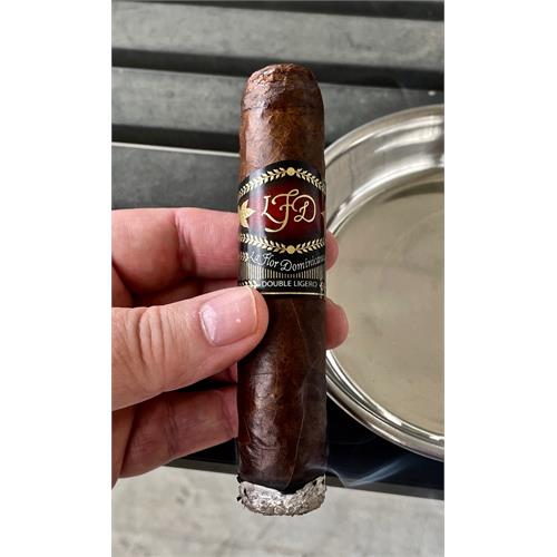 La Flor Dominicana Double Ligero Maduro DL-660 4 5/8 * 60