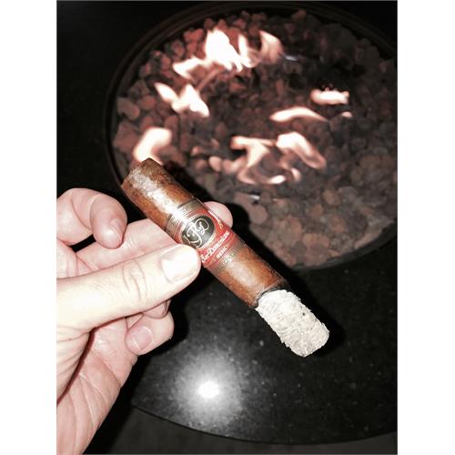 La Flor Dominicana Air Bender Guerrero 6 1/4 * 54