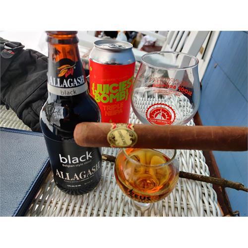 Brick House Corona Larga 6 1/4 * 46