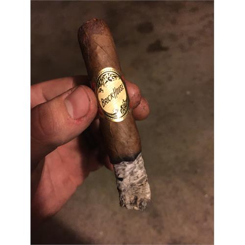 Brick House Corona Larga 6 1/4 * 46