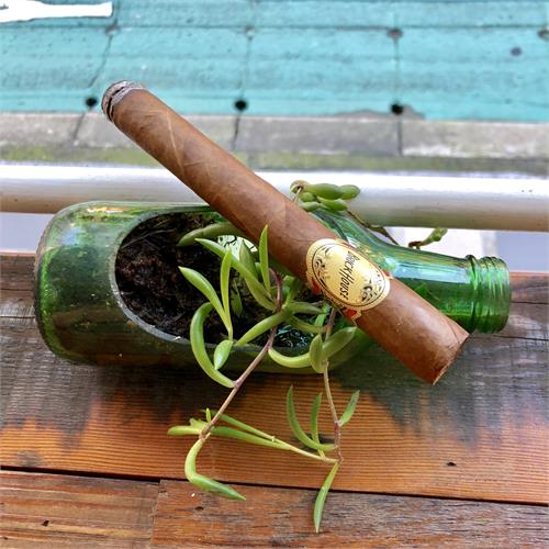 Brick House Corona Larga 6 1/4 * 46