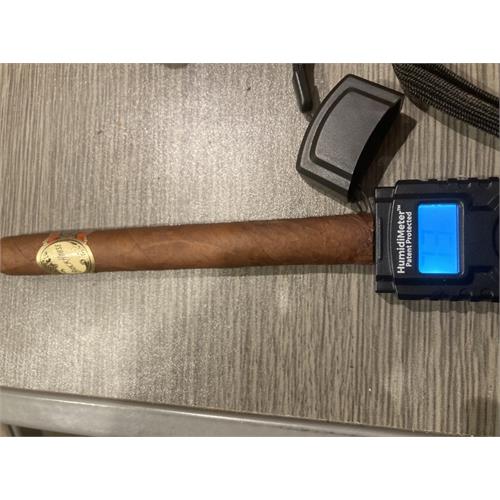 Brick House Corona Larga 6 1/4 * 46