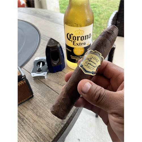 Jaime Garcia Reserva Especial Super Gordo 5 3/4 * 66