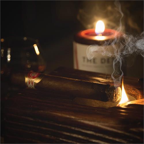 H. Upmann 1844 Reserve Toro 6  * 54