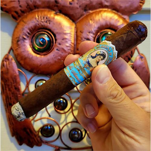 La Aroma de Cuba Mi Amor Magnifico 6  * 52