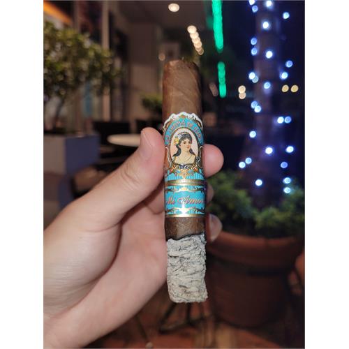 La Aroma de Cuba Mi Amor Robusto 5  * 50
