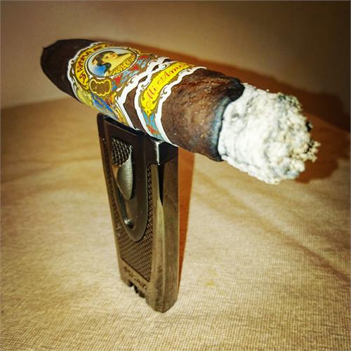 La Aroma de Cuba Mi Amor Belicoso 5 1/2 * 54