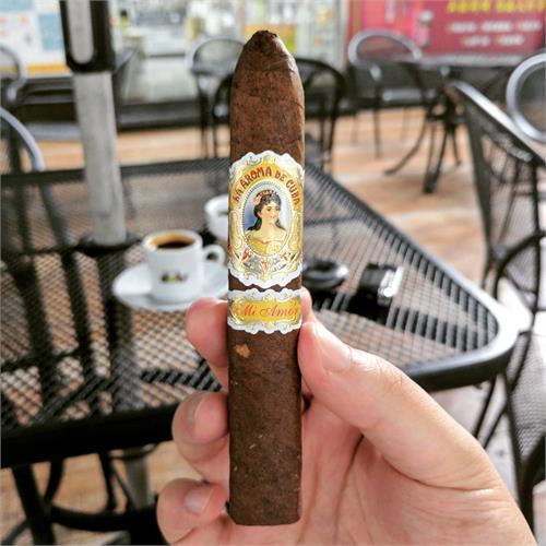 La Aroma de Cuba Mi Amor Belicoso 5 1/2 * 54