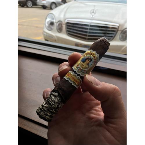 La Aroma de Cuba Mi Amor Belicoso 5 1/2 * 54