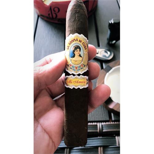 La Aroma de Cuba Mi Amor Belicoso 5 1/2 * 54