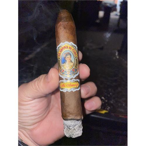 La Aroma de Cuba Mi Amor Belicoso 5 1/2 * 54