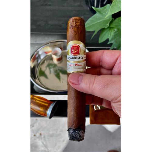 EP Carrillo New Wave Connecticut El Decano 6  * 60