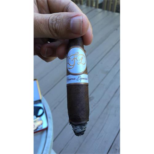 La Flor Dominicana Reserva Especial El Jocko Maduro  4 1/2 * 54