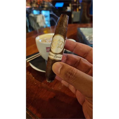 La Flor Dominicana Reserva Especial El Jocko Maduro  4 1/2 * 54