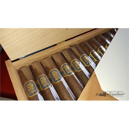 Liga Undercrown Maduro Robusto 5  * 54