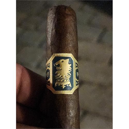 Liga Undercrown Maduro Robusto 5  * 54