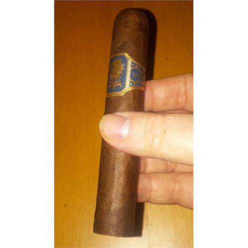 Liga Undercrown Maduro Robusto 5  * 54