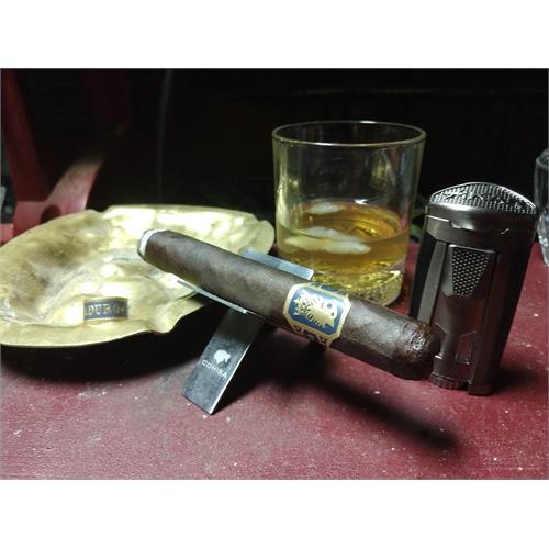 Liga Undercrown Maduro Gordito 6  * 60