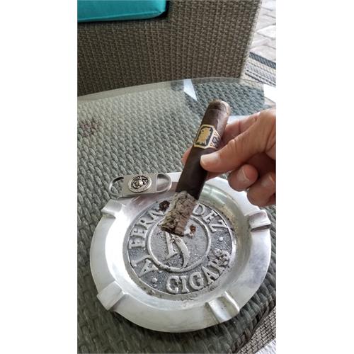 Liga Undercrown Maduro Gordito 6  * 60