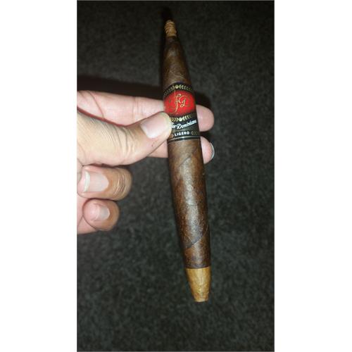 La Flor Dominicana TCFKA “M” Oscuro 7  * 54