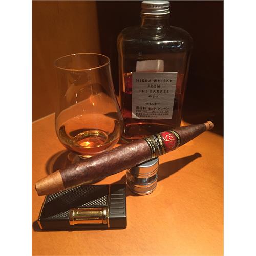 La Flor Dominicana TCFKA “M” Oscuro 7  * 54