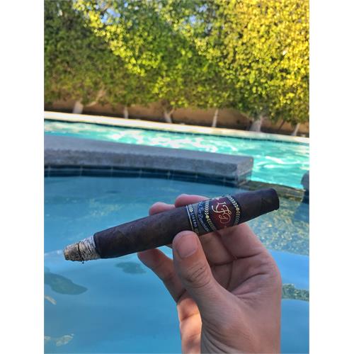 La Flor Dominicana TCFKA “M” Oscuro 7  * 54