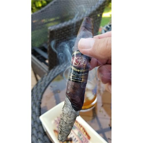 La Flor Dominicana TCFKA “M” Oscuro 7  * 54