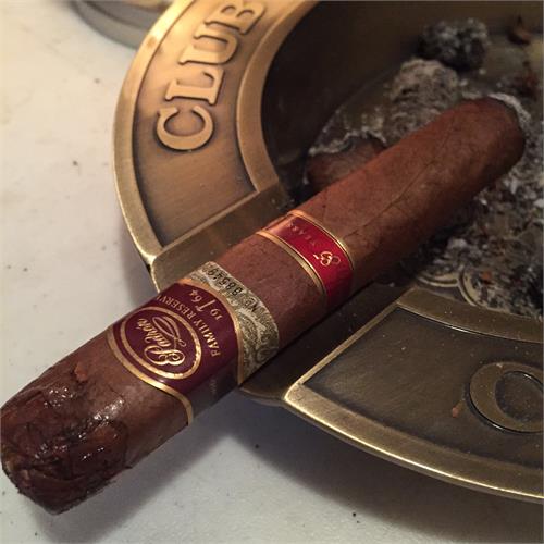 Padron Family Reserve No. 85 Maduro 5 1/4 * 50