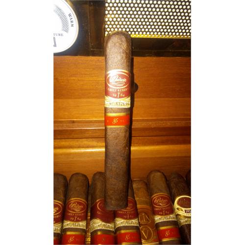 Padron Family Reserve No. 85 Maduro 5 1/4 * 50
