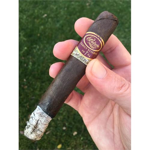Padron Family Reserve No. 85 Maduro 5 1/4 * 50
